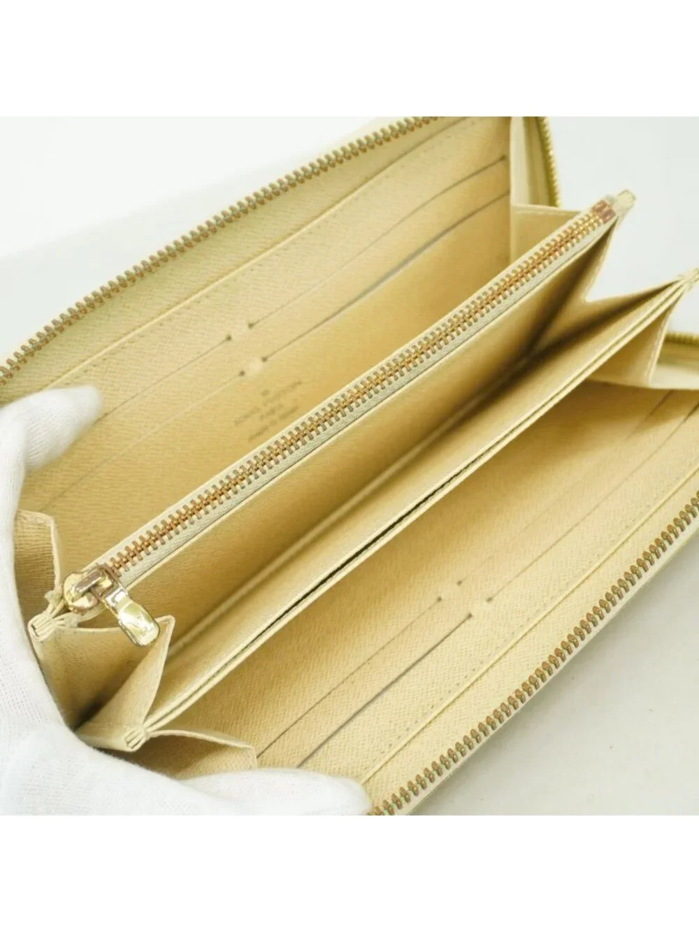 Louis Vuitton Wallet Damier Azur Zippy White